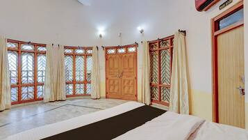 Bureau, draps fournis