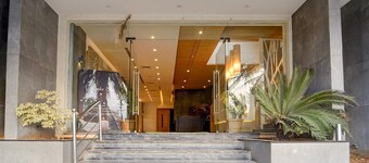 Townhouse Dindigul Rock Fort Ramora Grand