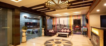 Hotel O DG College Chelambra