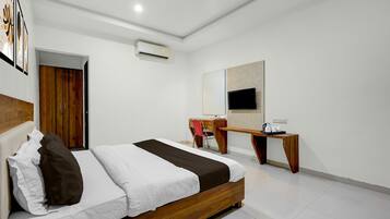 1 chambre, bureau, literie fournie