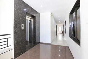 Unclassified image, 2 of 42, button - Hotel O Iskcon Temple Navasari (Navsari)