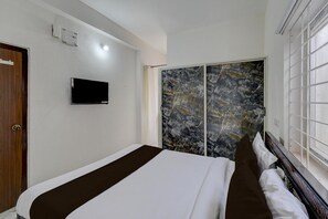 1 chambre, bureau, Wi-Fi gratuit, draps fournis