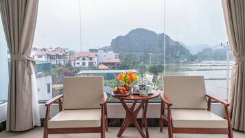 Eenpersoonskamer, uitzicht op bergen | Interieur