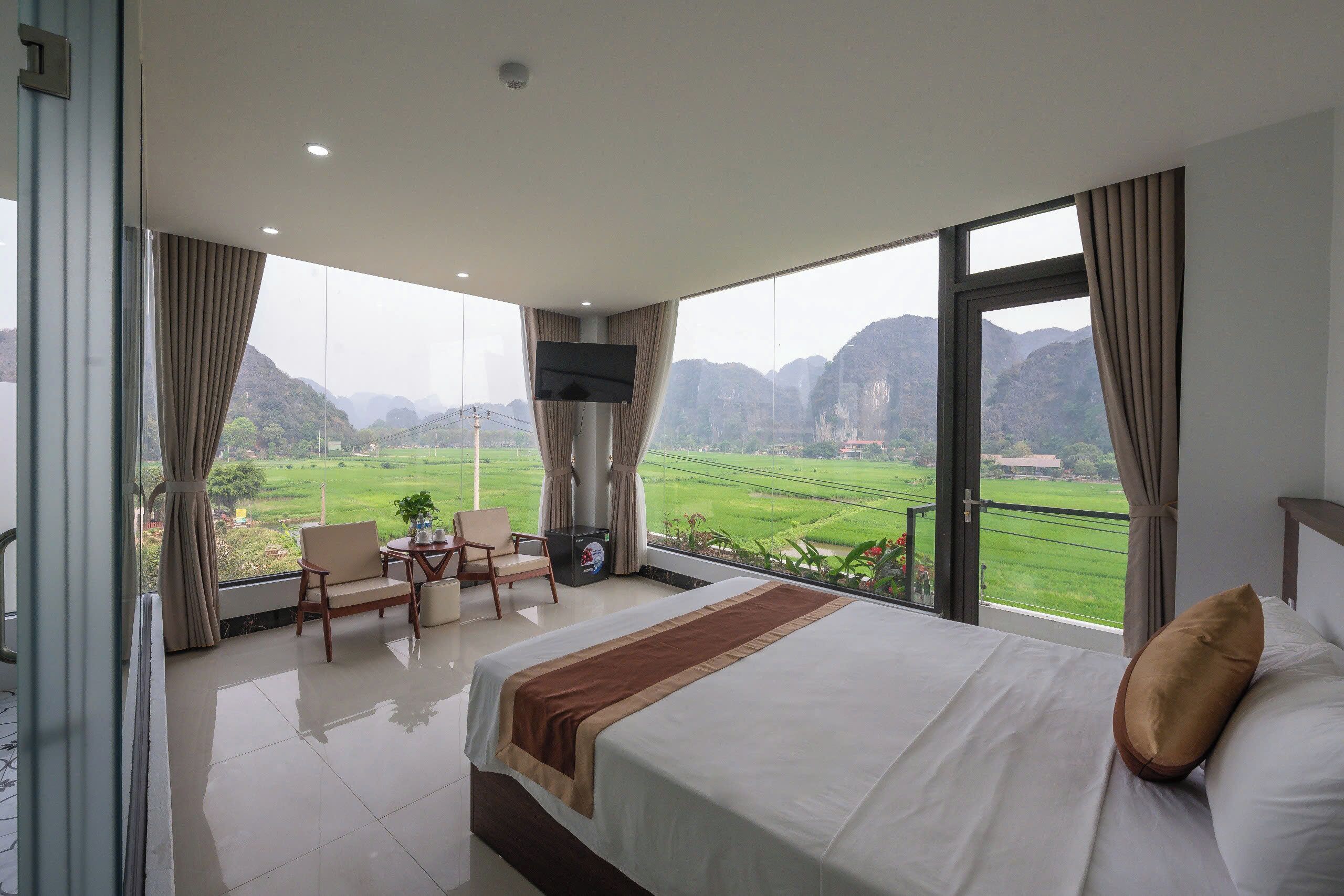 Panoramic Double Room, Balcony, Mountain View | Minibar, blackout curtains, soundproofing, free WiFi