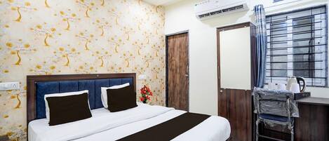 1 chambre, bureau, literie fournie