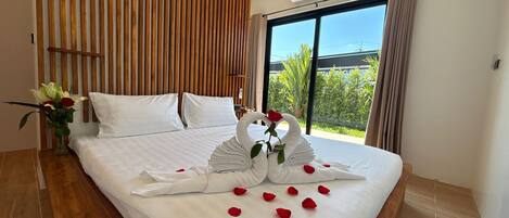 熨斗/熨衫板、Wi-Fi、床單