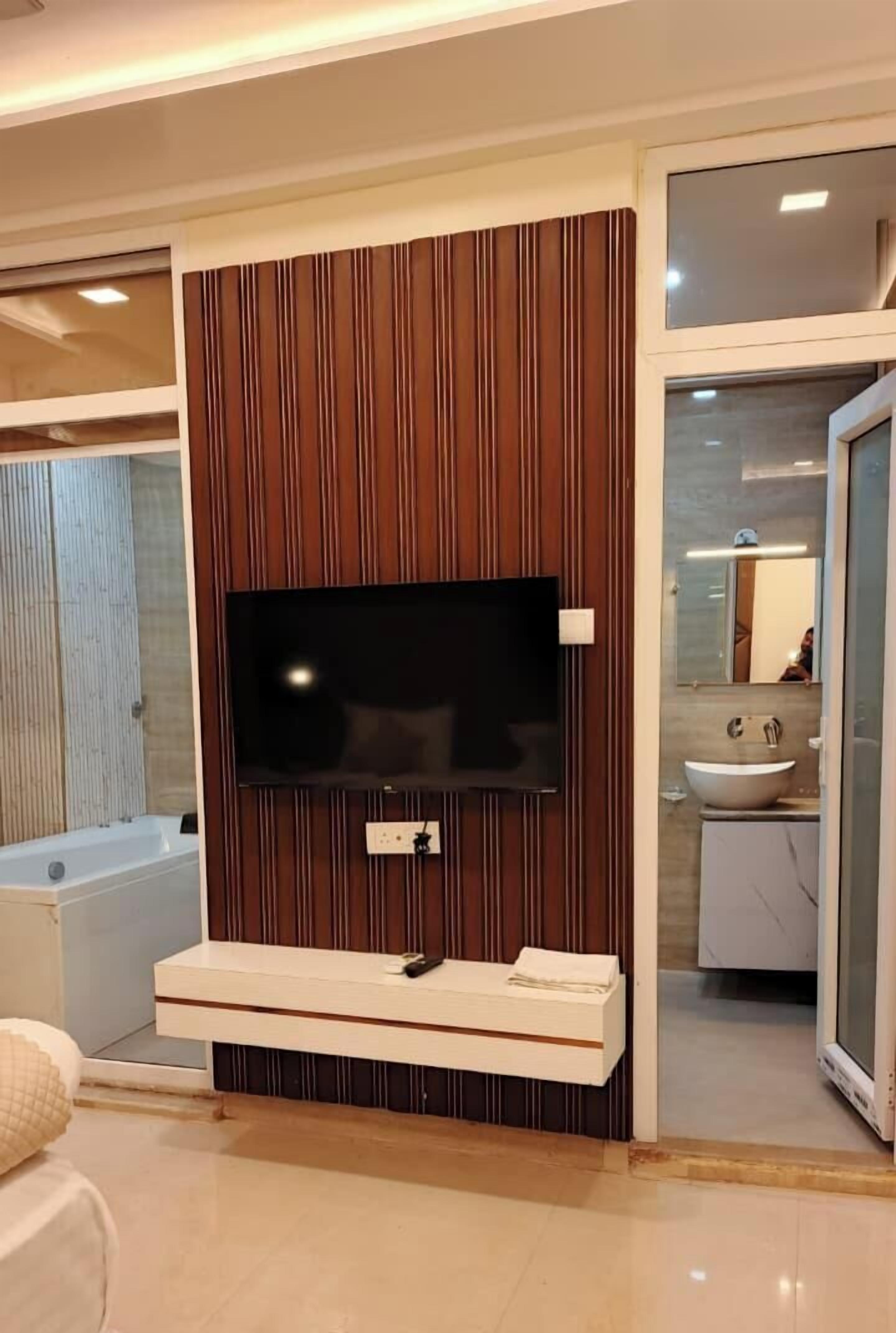 Ropa de cama de alta calidad y escritorio 