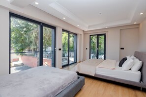 Unclassified image, 2 of 32, button - Bosphorus View with 1-Bedroom and 2 Double Beds - Elevator - Car Parking (İstanbul)