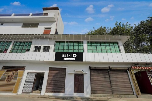 Hotel O Sultanpur Railway Junction