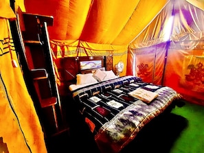 Barraca conforto, banheiro privativo, vista para a montanha