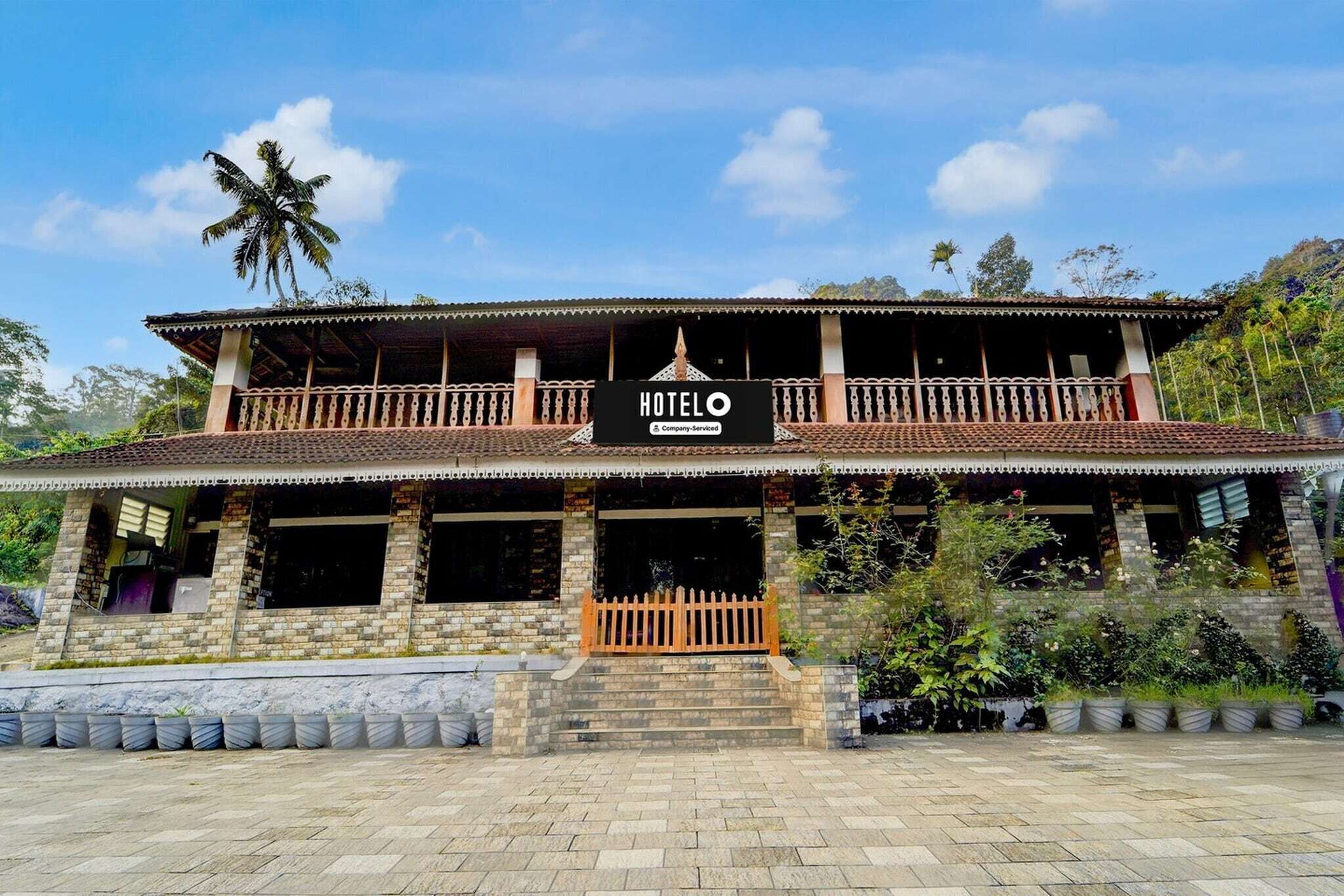 Holiday Home Exterior [summer]