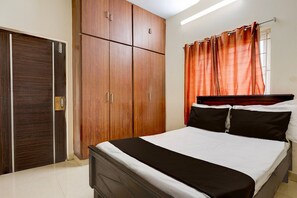 1 habitación, escritorio, wifi gratis y ropa de cama 