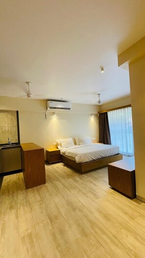 Estudio Deluxe, 1 cama doble, cocina | Escritorio, espacio para trabajar con un portátil, wifi gratis