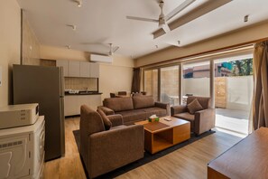 Suite, Non Smoking, Private Pool | Living area | 32-inch flat-screen TV with cable channels - Contempo by Dia Hotels And Homes (Siolim)