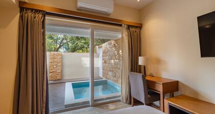 Contempo by Dia Hotels And Homes