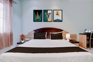 Unclassified image, 2 of 40, button - Collection O Ajara Amboli Ghat Paradise (Kolhapur)