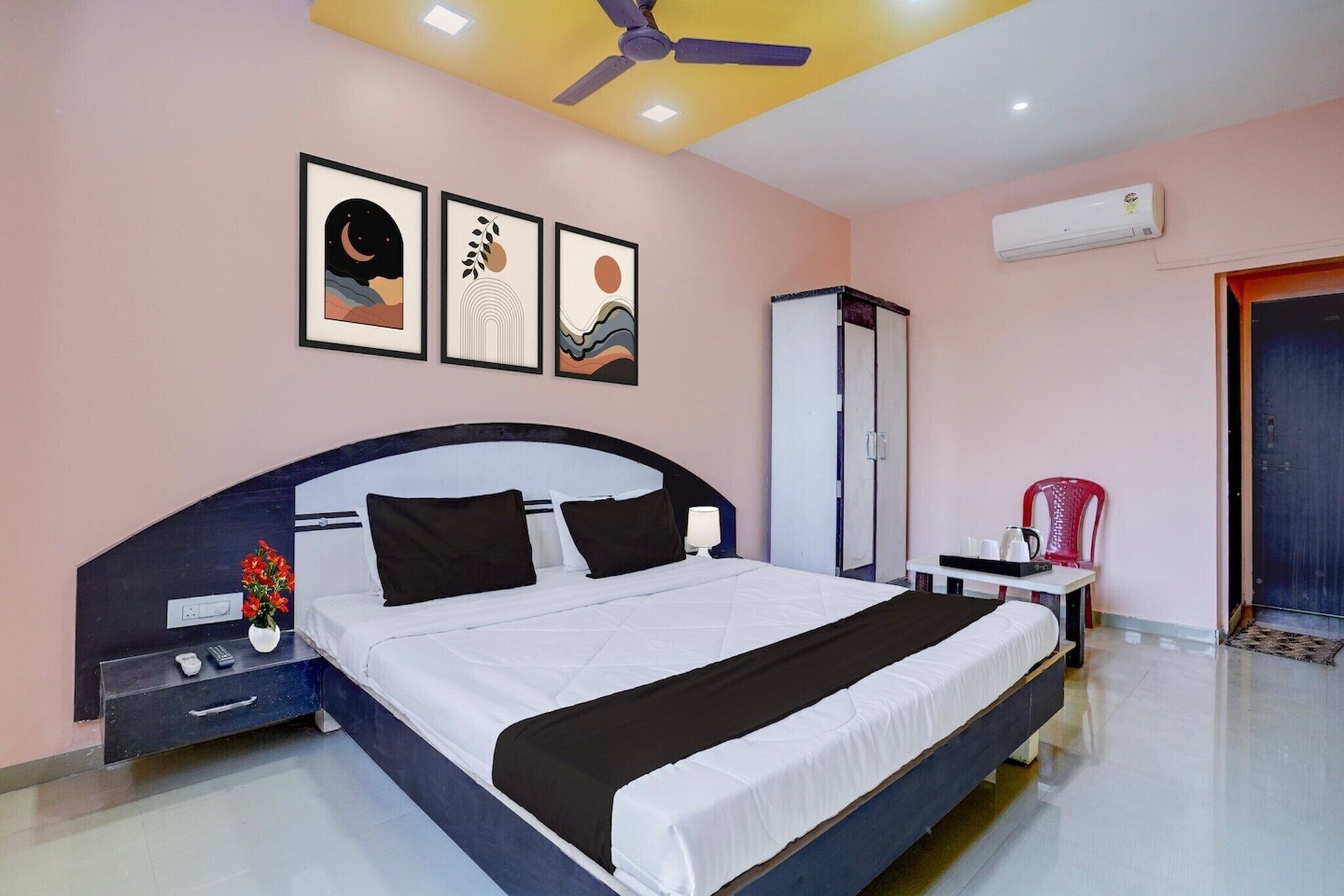 Bureau, draps fournis