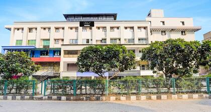 Collection O Infocity Metro Station