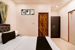 Unclassified image, 4 of 28, button - Collection O Dattapukur Railway Terminal (Kolkata)