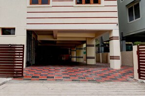 Unclassified image, 5 of 27, button - Townhouse Currency Nagar (Vijayawada)