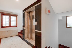 Unclassified image, 2 of 27, button - Townhouse Currency Nagar (Vijayawada)