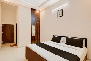 Bureau, Wi-Fi gratuit, draps fournis