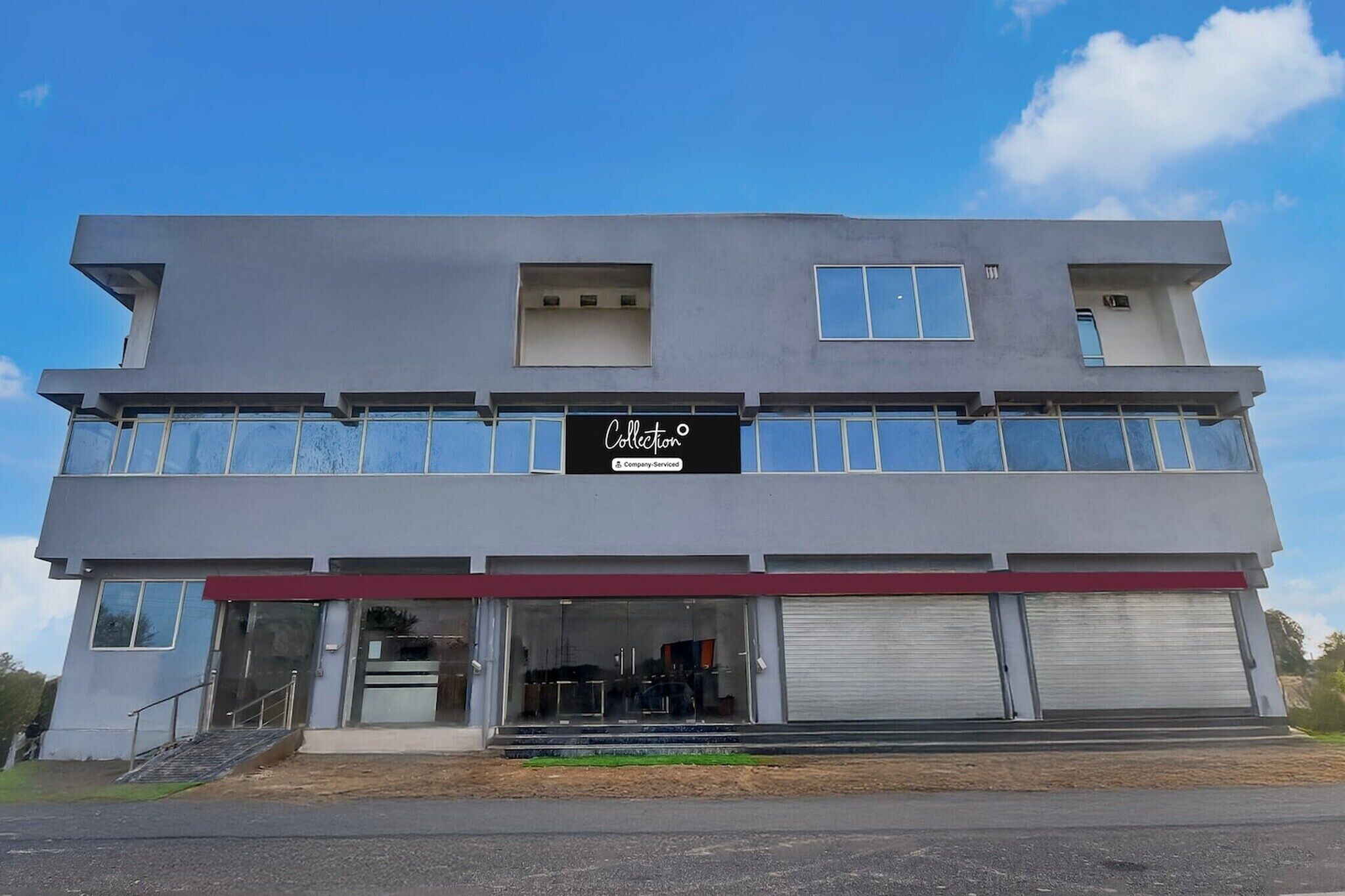 Außenseite Ferienhaus [Sommer]