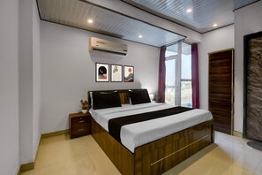 Bureau, draps fournis