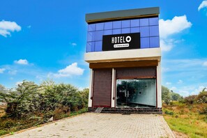 Exterior - Hotel O Naroli Crossway Mathura (Mathura)