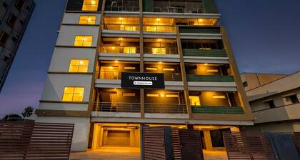 Townhouse Punnami Riverview Vihaan Square