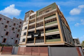 Immagine non classificata, 5 di 32, pulsante