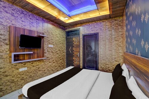 Collection O JK Temple Kanpur