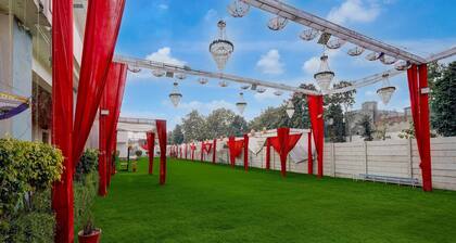 Hotel O Takrohi Hospital Road