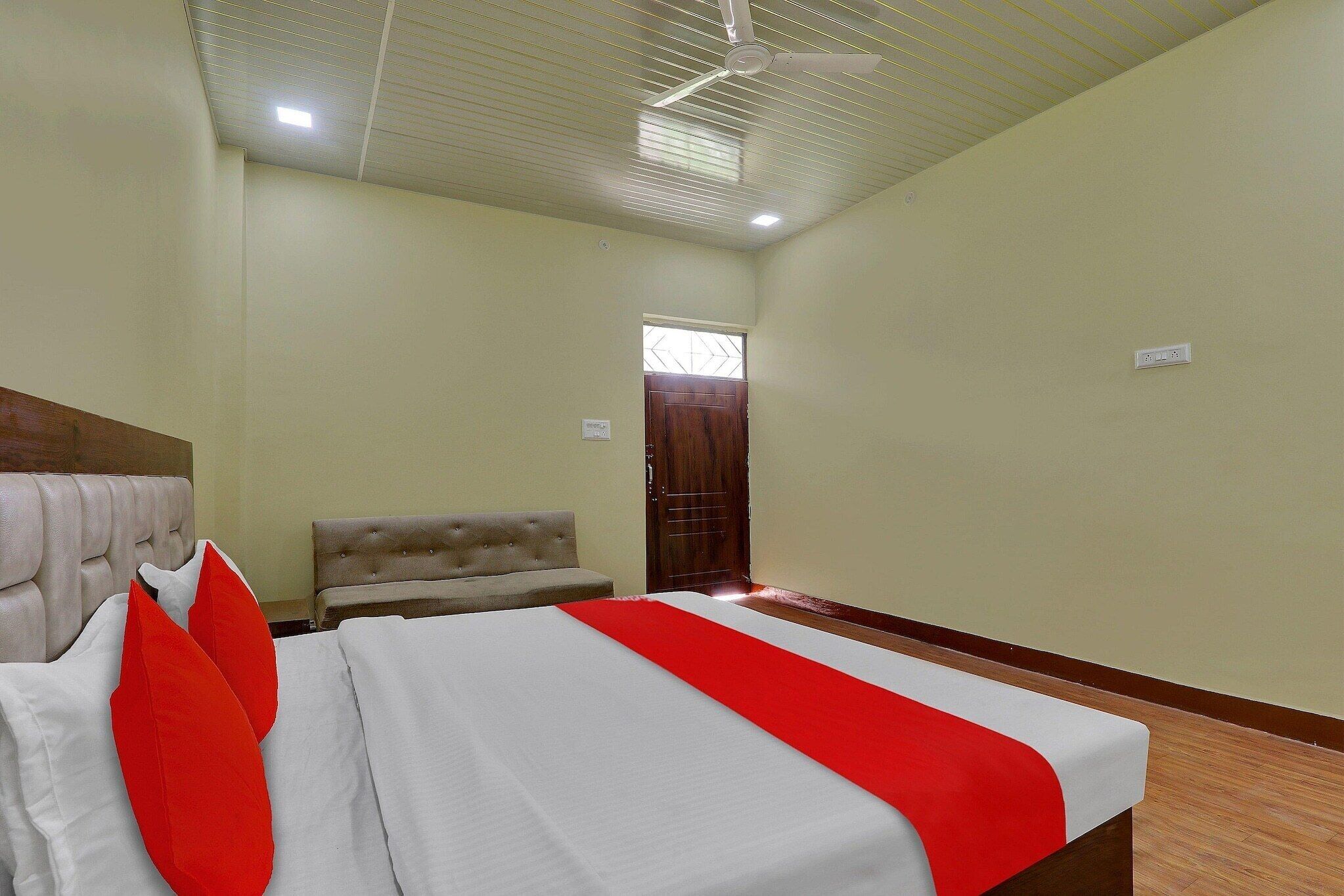 Bureau, draps fournis