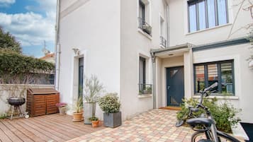 Enceinte de lâhĂ©bergement