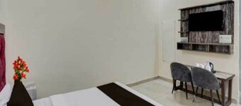 Hotel O Chhatrapati Shivaji Hospital