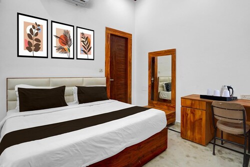 Hotel O Chhatrapati Shivaji Hospital