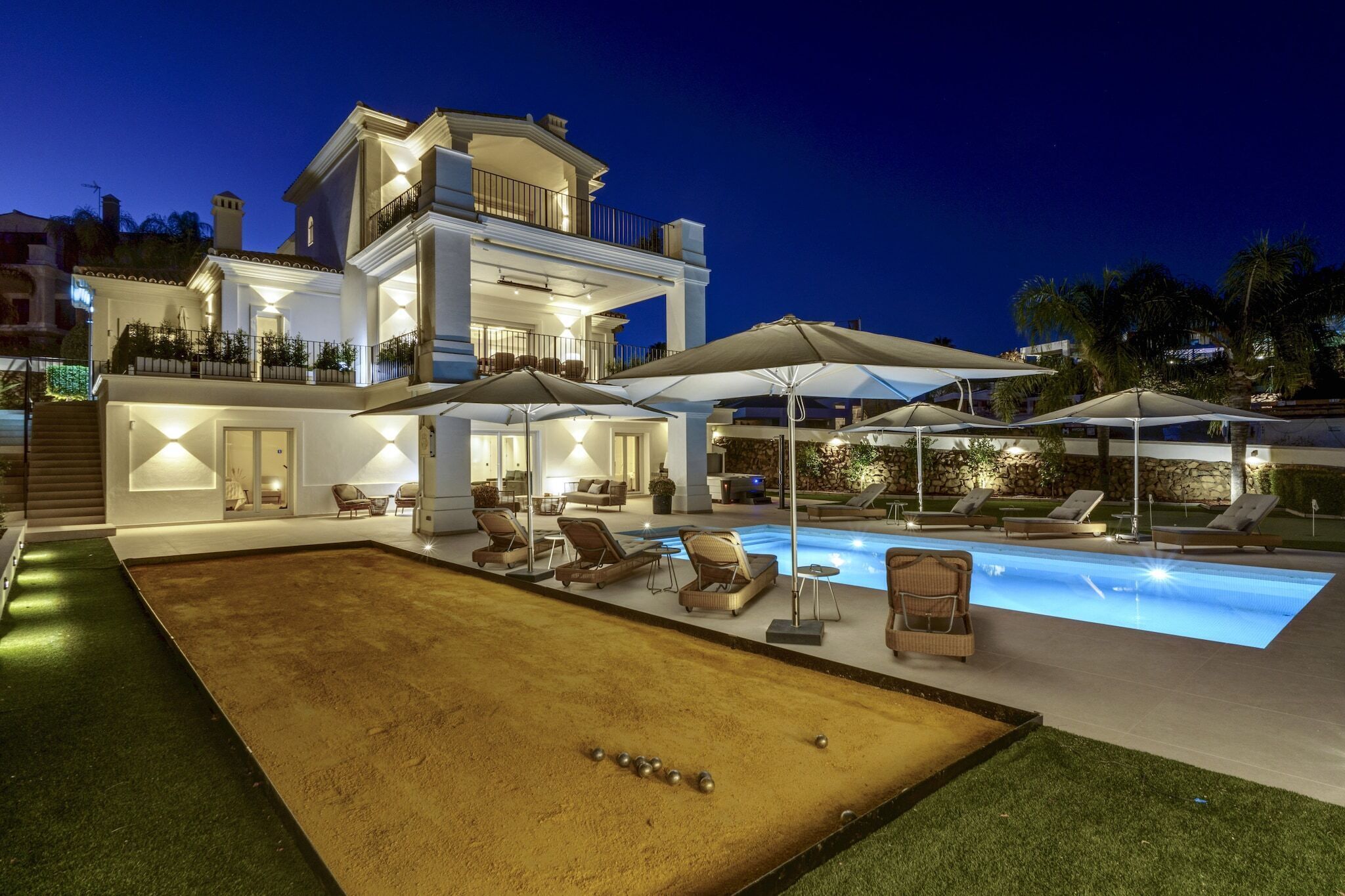 Pool