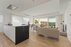 Interior - Spacious Apartment for 4 with Solarium (Casares)