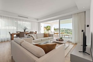 Living area - Spacious Apartment for 4 with Solarium (Casares)