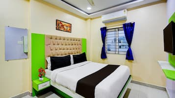 1 chambre, bureau, draps fournis