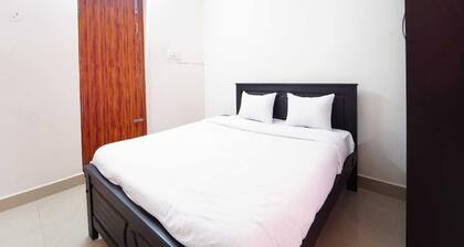 Collection O Madurai Junction