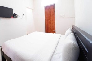 Unclassified image, 3 of 15, button - Collection O Madurai Junction (Madurai)