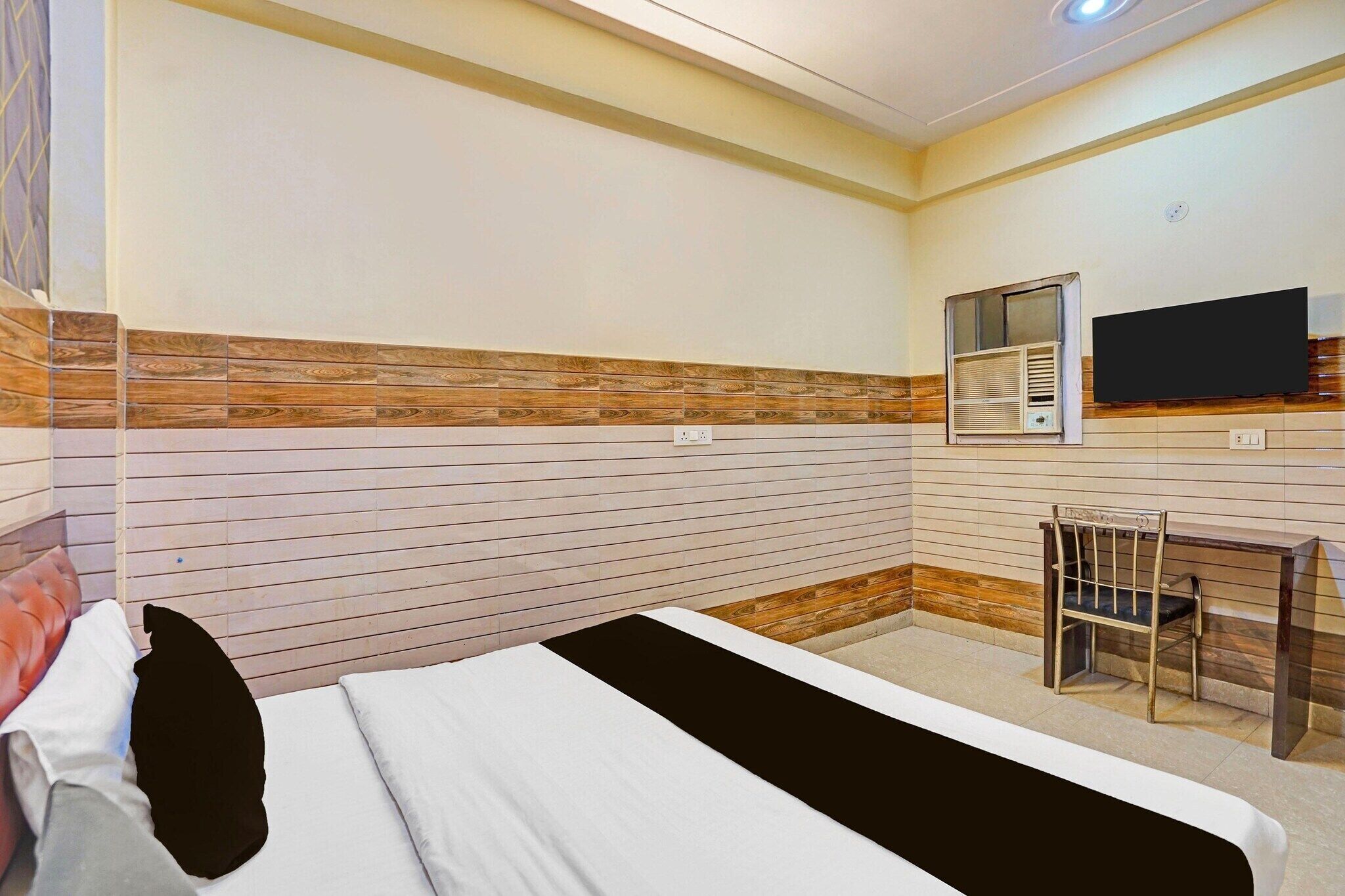 1 makuuhuone, työpöytä, ilmainen Wi-Fi, vuodevaatteet