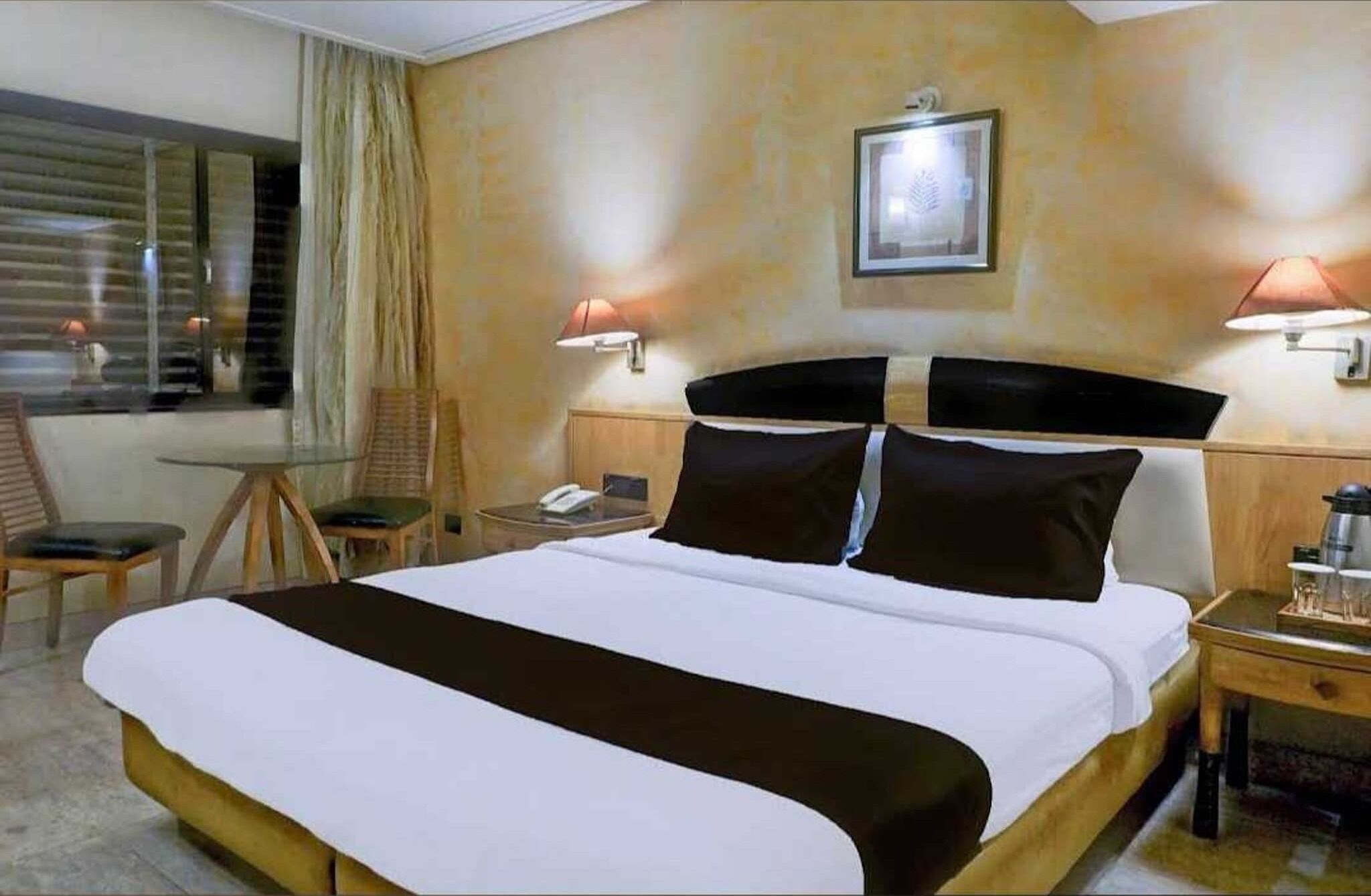 1 camera, una scrivania, Wi-Fi gratuito, lenzuola