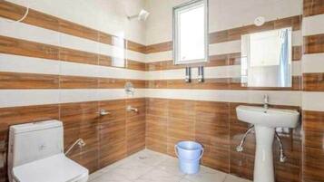 Douche, serviettes fournies