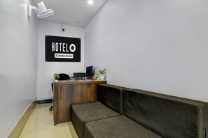 Lobby - Hotel O Metropolis Mall Kolkata (Kolkata)