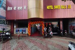 Luokittelematon kuva, 2 kautta 19, painike