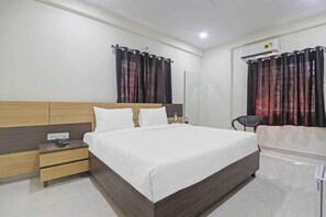 Skrivebord, sengetøj