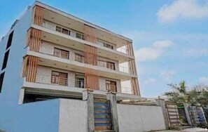 Exterior - Townhouse Varanasi Railway Station (Varanasi)